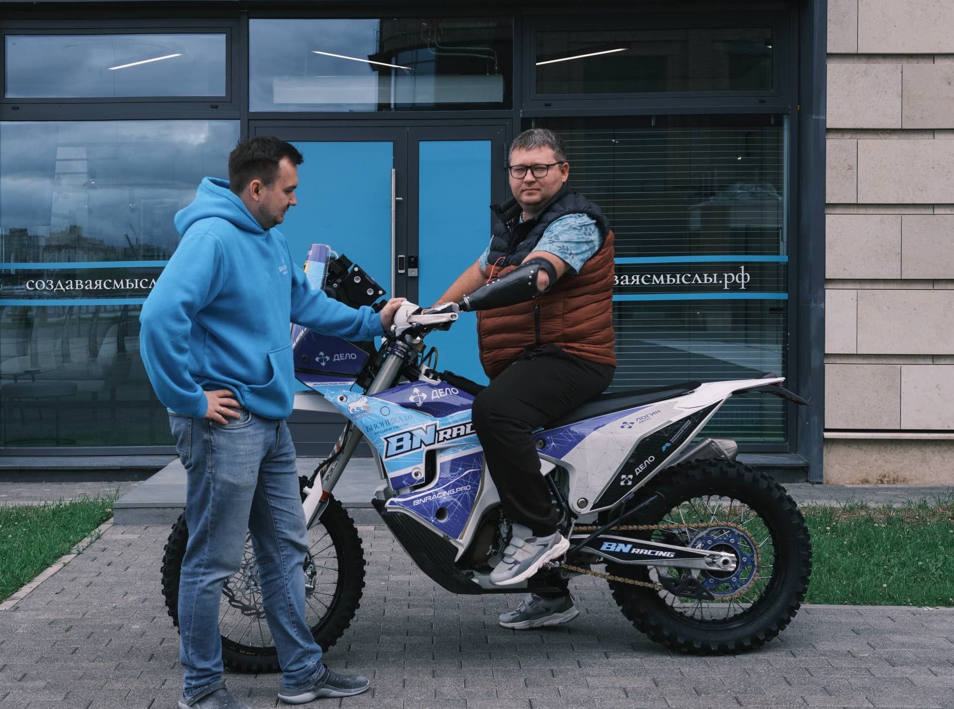 Как проходит протезирование рук в нашем центре?